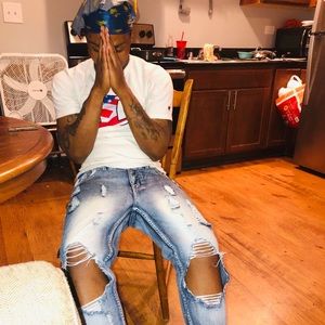 Meet your Posher, Larome